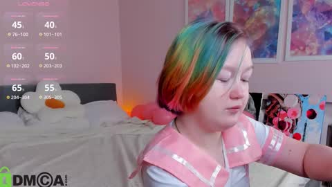 Mia online show from December 2, 2025, 3:01 am