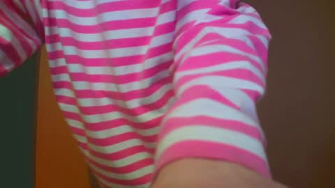 Mia online show from December 20, 2024, 2:52 am