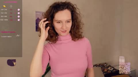 Mia  online show from September 12, 2025, 12:16 pm