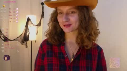 Mia  online show from November 1, 2025, 5:04 pm