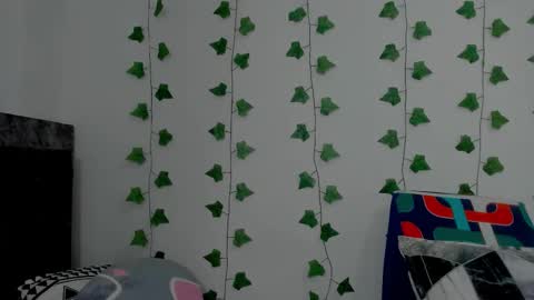 MIA online show from December 13, 2025, 10:48 pm