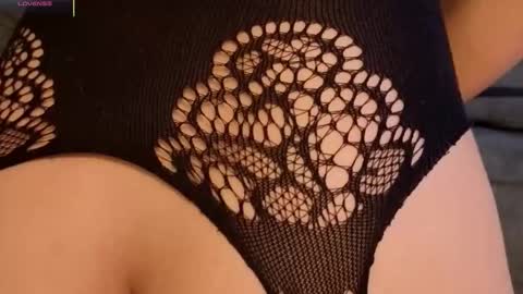 M I A  online show from December 13, 2025, 8:14 pm