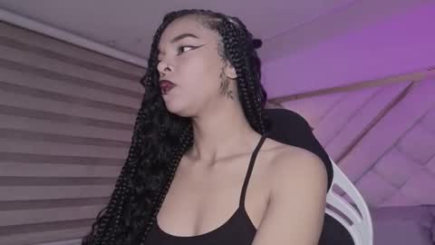 Mia online show from February 20, 2026, 3:03 am