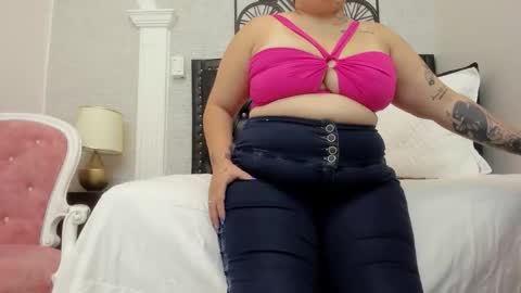 Snapshot of mia_ginger_bbw chatting on May 16, 2026, 8:18 pm mia online show from May 16, 2026, 8:18 pm