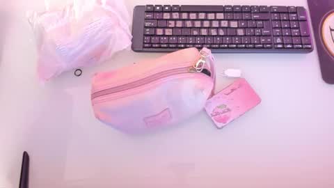    online show from October 23, 2025, 12:15 pm