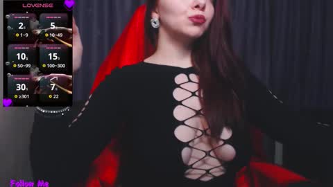 MiaJoy online show from October 23, 2025, 7:56 pm