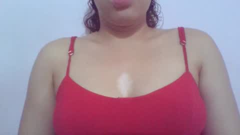 Snapshot of mia_k02 chatting on May 18, 2026, 10:04 pm Mia online show from May 18, 2026, 10:04 pm