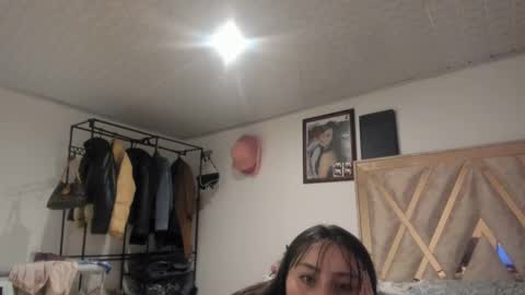 mia kaneee online show from October 2, 2025, 12:17 am