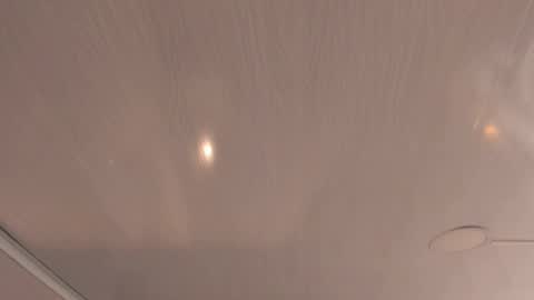 Mia online show from February 26, 2026, 2:43 am