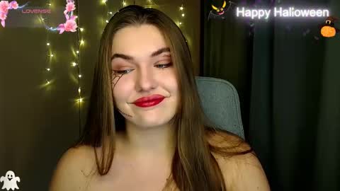 mia_lemm online show from October 31, 2025, 9:21 am