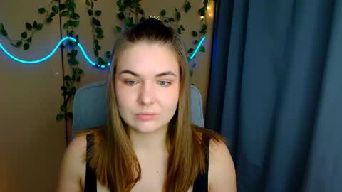 mia_lemm online show from February 24, 2026, 7:50 am