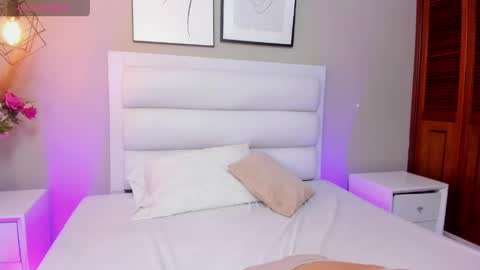 mia levy online show from April 9, 2026, 4:34 pm