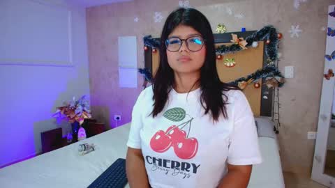 Snapshot of mia_lopez52 chatting on January 7, 2026, 8:00 pm MIALOPEZ . Y . online show from January 7, 2026, 8:00 pm