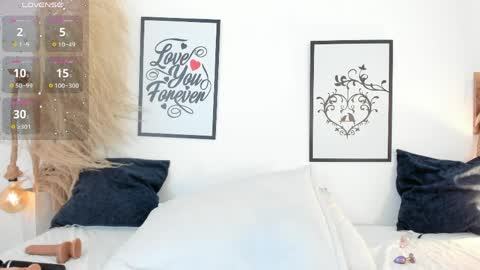 Mia online show from March 31, 2026, 2:17 pm