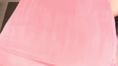 Snapshot of mia_lui chatting on June 14, 2026, 3:47 pm Mia 3 online show from June 14, 2026, 3:47 pm