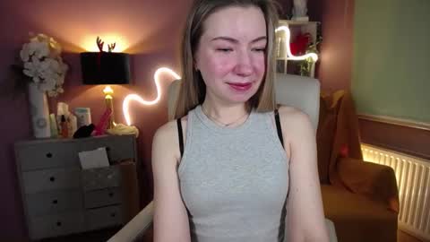 Mia online show from January 10, 2025, 7:57 am