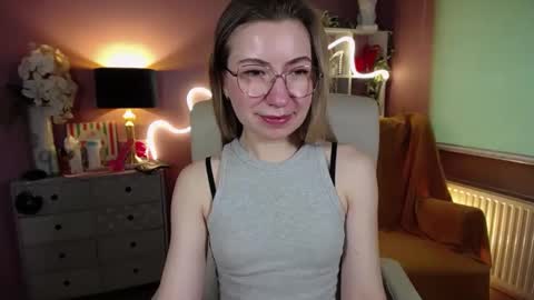 Mia online show from January 19, 2025, 10:50 am