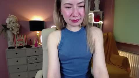 Mia online show from January 23, 2025, 7:54 am