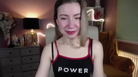 Mia online show from February 6, 2025, 7:35 am