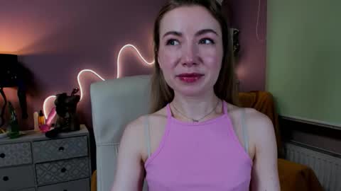 Mia online show from September 11, 2025, 6:35 am