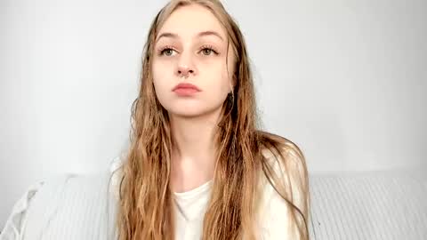 Mia here Appreciate your support online show from April 21, 2026, 7:03 am