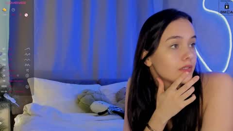 Mia online show from December 29, 2024, 4:59 am