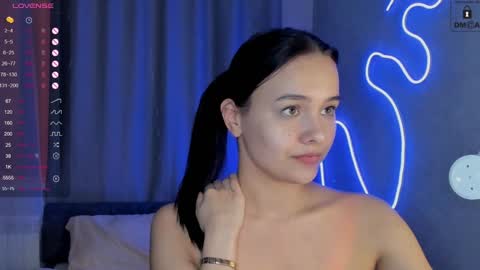 Mia online show from January 20, 2025, 5:06 pm