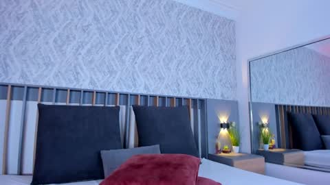 Snapshot of mia_oceann chatting on January 4, 2025, 7:55 pm MIa online show from January 4, 2025, 7:55 pm