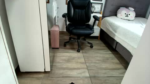 Snapshot of mia_sepulveda chatting on June 12, 2026, 3:22 pm Mia Sepulveda online show from June 12, 2026, 3:22 pm