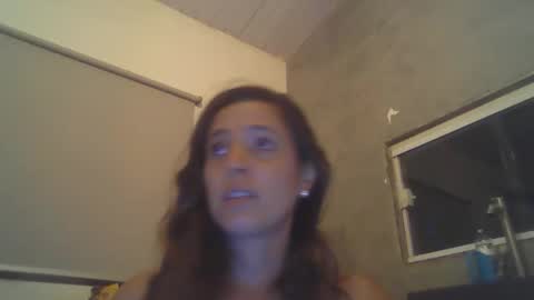 Mia online show from March 22, 2026, 10:46 pm