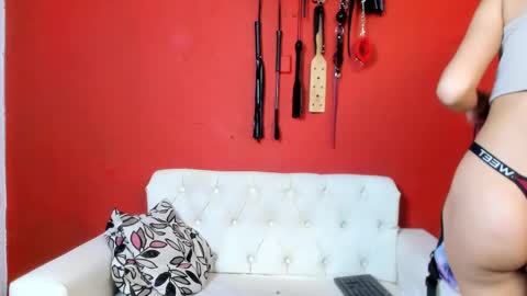 Mia sophiia online show from February 27, 2025, 5:02 am