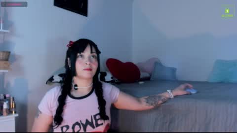 Snapshot of mia_starss chatting on November 3, 2025, 2:24 am Mia online show from November 3, 2025, 2:24 am