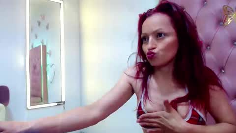 mia online show from April 13, 2026, 9:09 pm