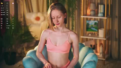 Snapshot of mia_vebes chatting on May 19, 2026, 4:57 pm Mia online show from May 19, 2026, 4:57 pm