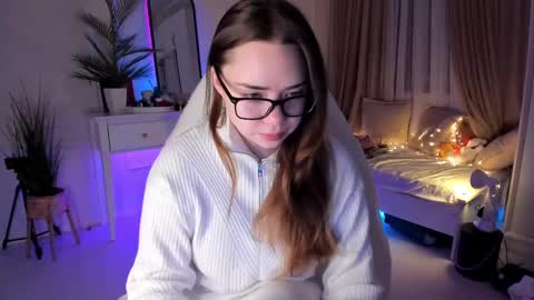Snapshot of mia_vixen_ chatting on February 27, 2025, 3:36 am VixenMia online show from February 27, 2025, 3:36 am