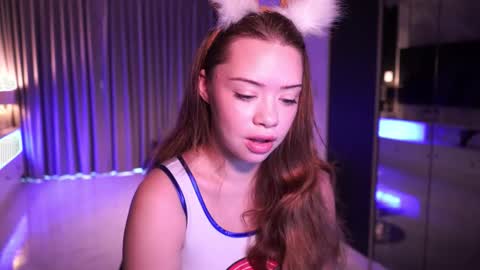 Snapshot of mia_vixen_ chatting on September 19, 2025, 2:02 am VixenMia online show from September 19, 2025, 2:02 am