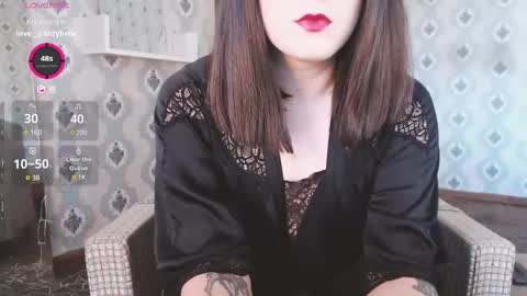 mia_wallase online show from March 4, 2025, 3:15 pm