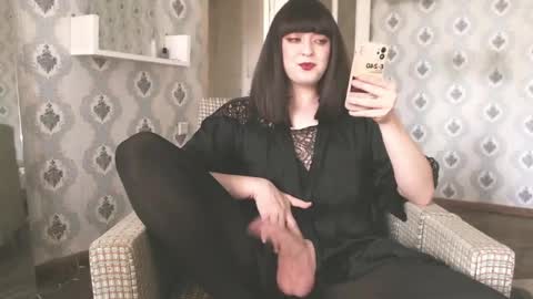 Snapshot of mia_wallase chatting on April 23, 2026, 2:30 pm mia_wallase online show from April 23, 2026, 2:30 pm