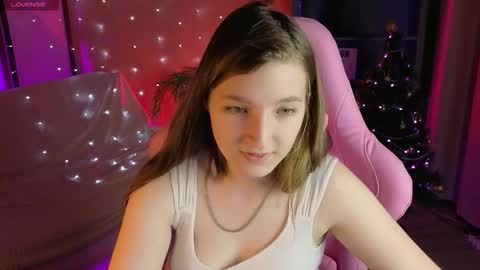 Mia online show from December 17, 2025, 9:26 am