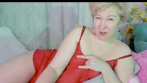 MelaniaMia online show from March 11, 2025, 11:12 am