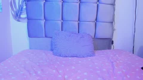 Snapshot of miaa_06 chatting on December 6, 2024, 8:26 am mia nicolle online show from December 6, 2024, 8:26 am
