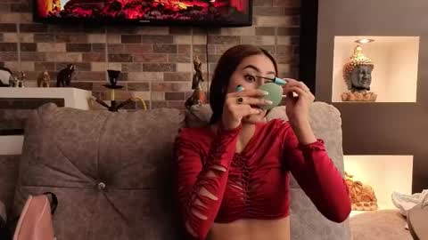 miaa_as_ online show from September 25, 2025, 2:54 pm