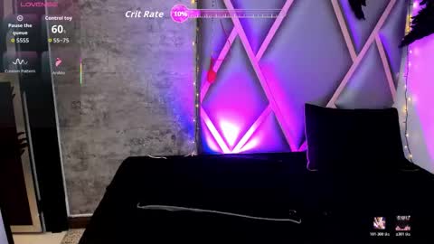 Mia online show from October 26, 2025, 12:33 pm