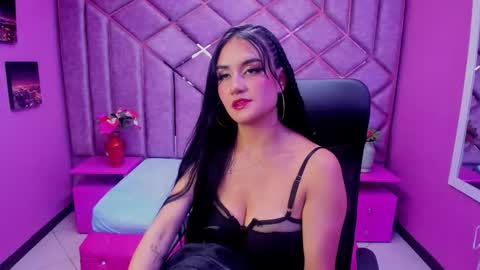 miaa_storm online show from November 5, 2025, 9:04 pm