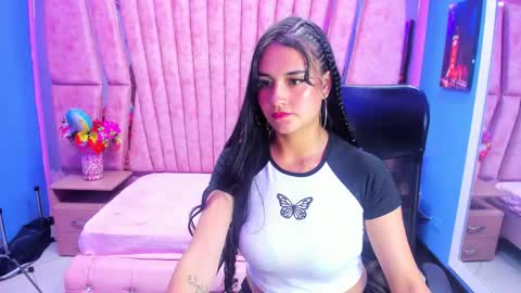 miaa_storm online show from November 6, 2025, 9:37 pm