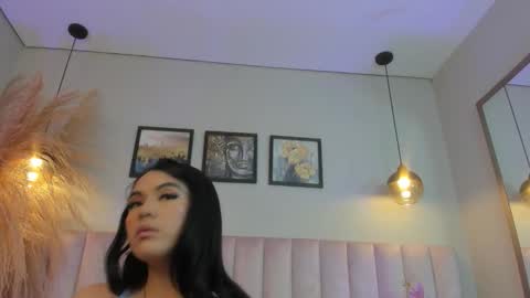 Mia online show from January 13, 2026, 3:12 am