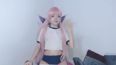 Mia online show from February 6, 2025, 10:43 pm