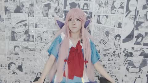 Mia online show from September 14, 2025, 3:38 am