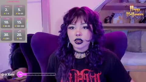 Mia online show from October 8, 2025, 4:10 am