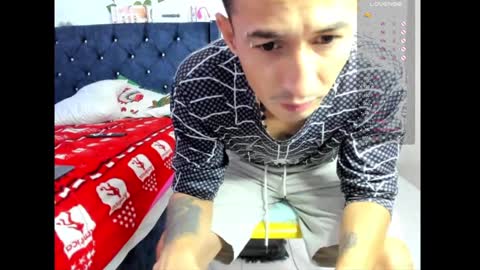 miaandluciferxxx online show from December 6, 2024, 8:40 pm